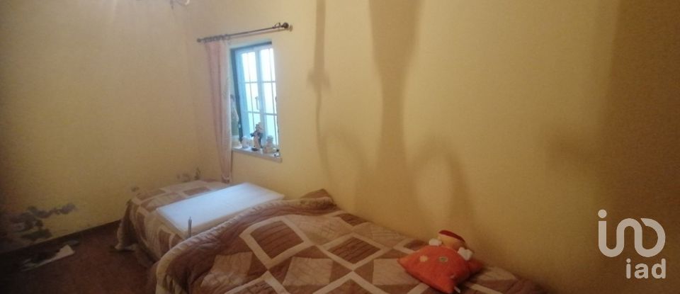 Maison de village T3 à Abitureiras de 460 m²