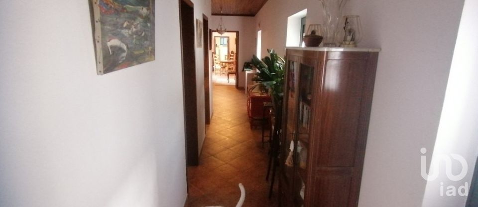 Maison de village T3 à Abitureiras de 460 m²