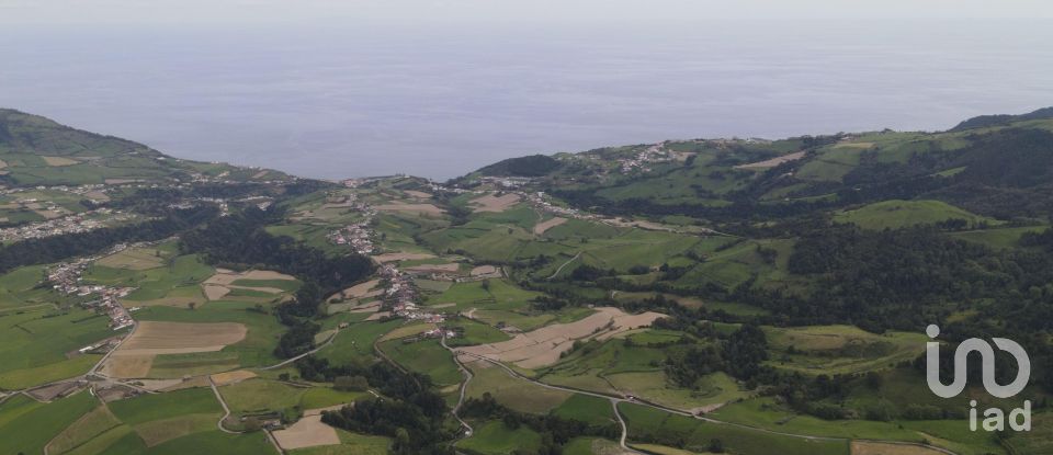 Agricultural land in Povoação of 1,672,699 m²