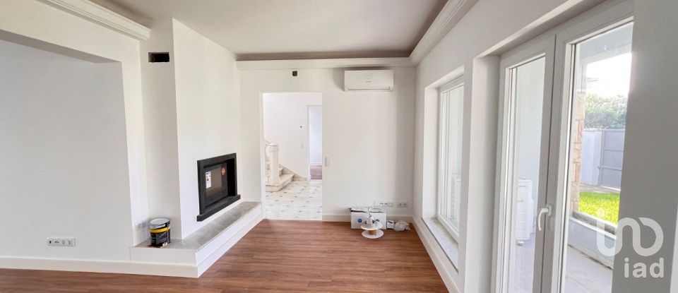 Maison T3 à Alcabideche de 250 m²