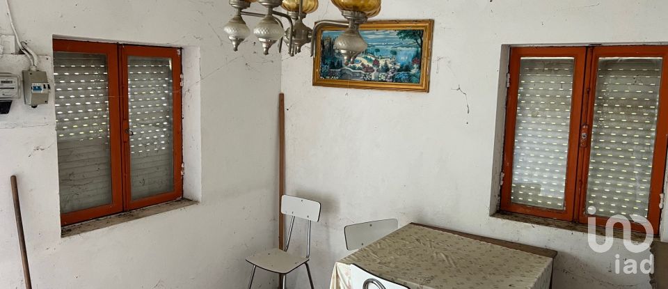 Casa de aldeia T2 em Figueiredo de Alva de 98 m²