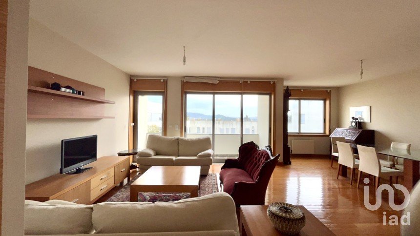 Apartment T2 in Viana do Castelo (Santa Maria Maior e Monserrate) e Meadela of 101 m²