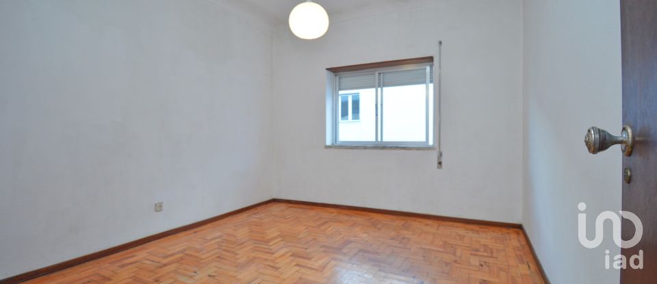 Maison traditionnelle T3 à Espinhal de 296 m²