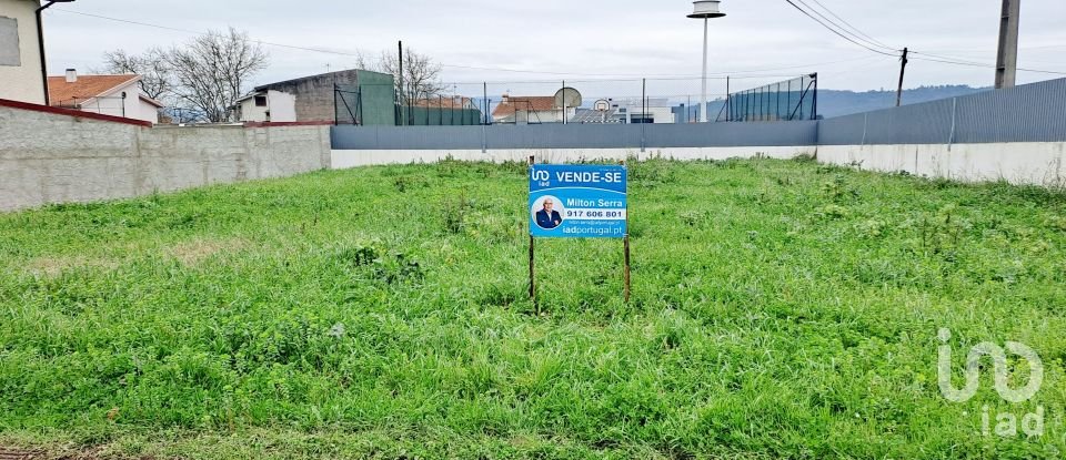 Terrain à Lousã e Vilarinho de 600 m²