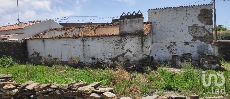 Lodge T4 in Veiros of 185 m²