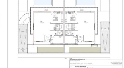 Terrain à Pontinha e Famões de 322 m²
