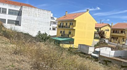 Terrain à Pontinha e Famões de 363 m²