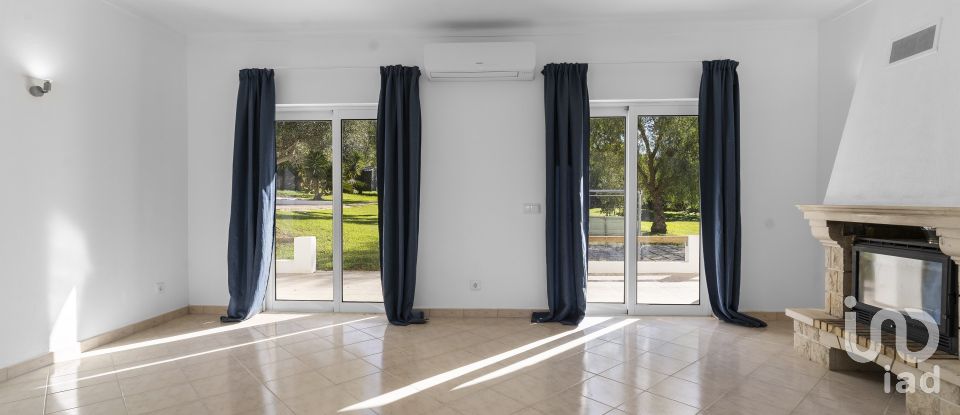 Gîte T3 à Lagoa e Carvoeiro de 135 m²