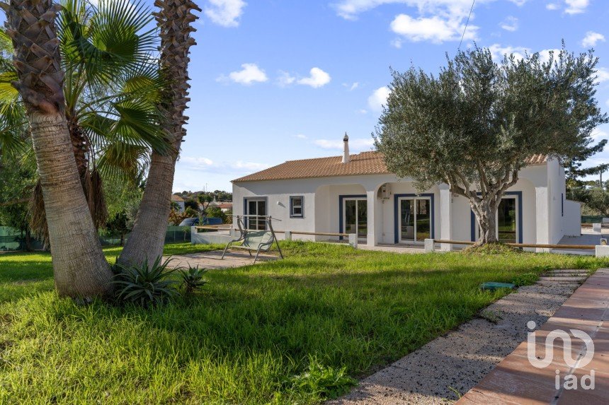 Gîte T3 à Lagoa e Carvoeiro de 135 m²