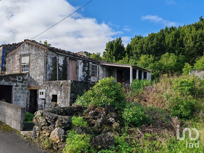 Terreno em Piedade de 1 602 m²