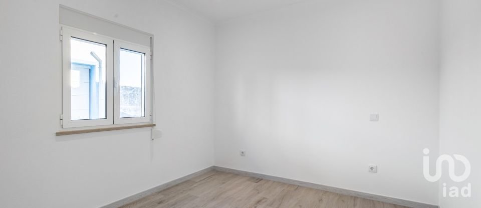 Traditional house T3 in Nazaré of 102 m²