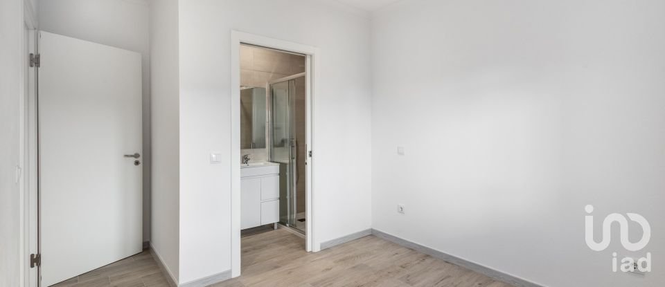 Traditional house T3 in Nazaré of 102 m²