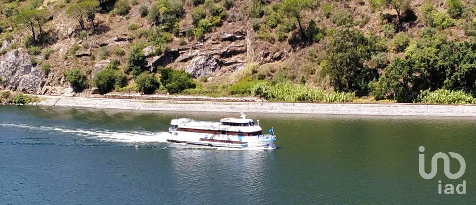 Maison de village T2 à Freigil e Miomães de 60 m²