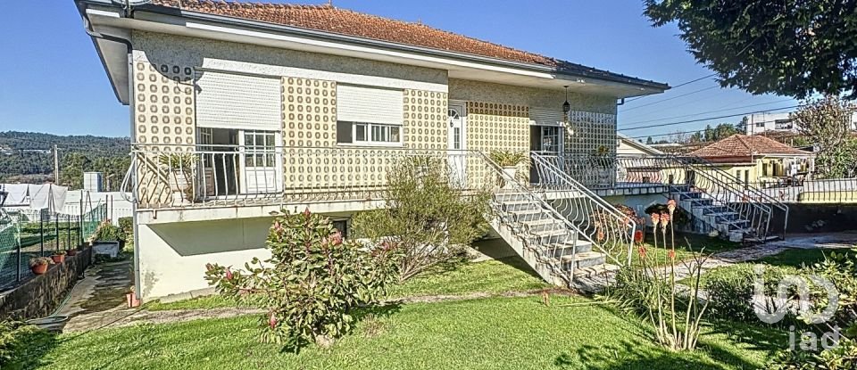 Lodge T6 in Meixomil of 169 m²