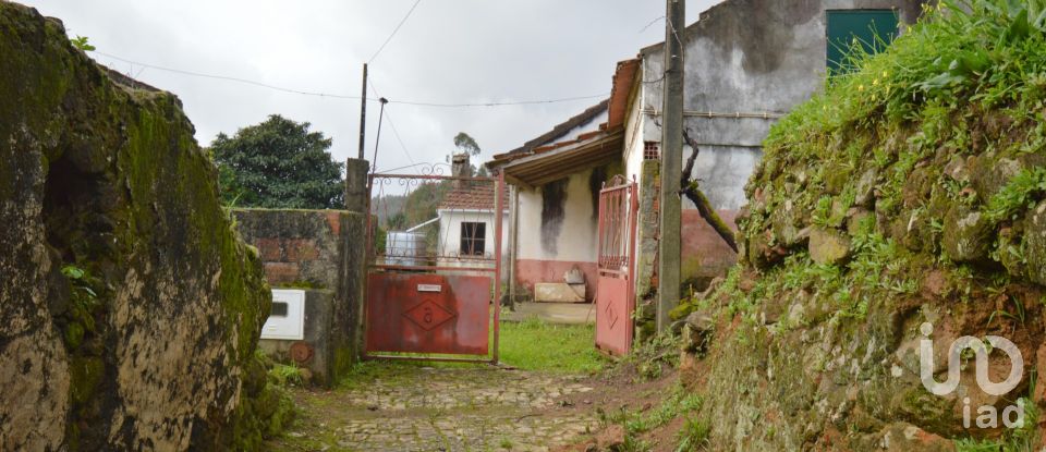 Casa de Campo T2 em Figueiró dos Vinhos e Bairradas de 145 m²