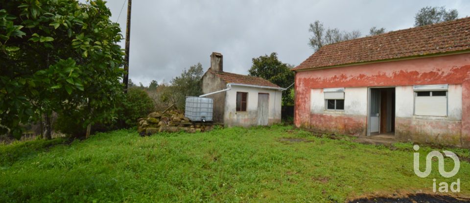 Casa de Campo T2 em Figueiró dos Vinhos e Bairradas de 145 m²