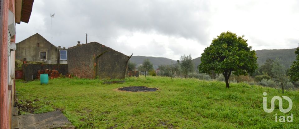 Casa de Campo T2 em Figueiró dos Vinhos e Bairradas de 145 m²
