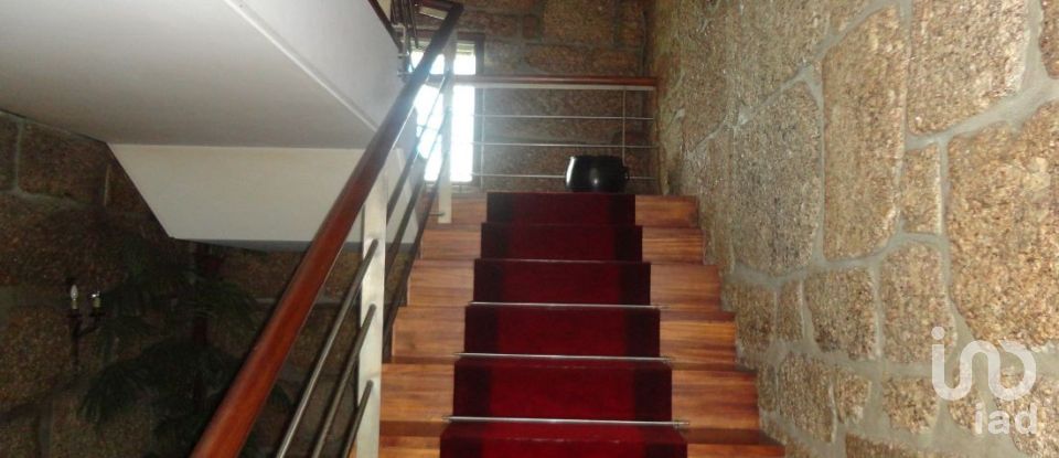 Casa / Villa T6 em Gondar de 400 m²