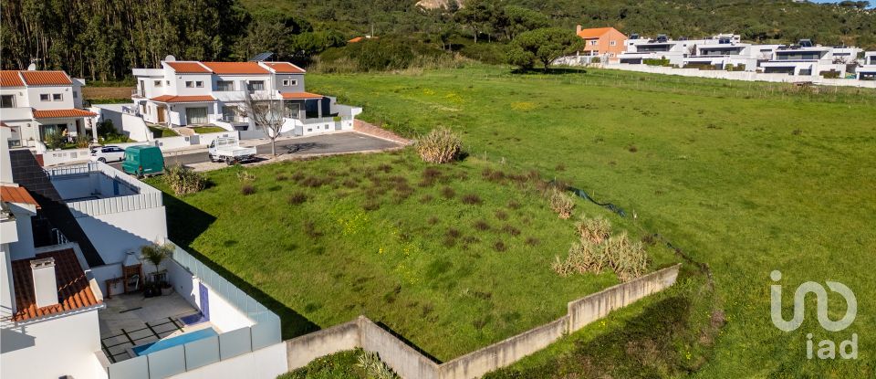 Terrain à Famalicão de 437 m²