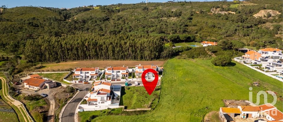 Terrain à Famalicão de 437 m²