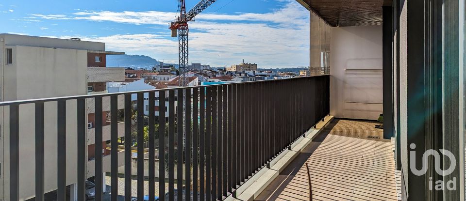 Apartamento T3 em Barcelos, Vila Boa e Vila Frescainha (São Martinho e São Pedro) de 152 m²