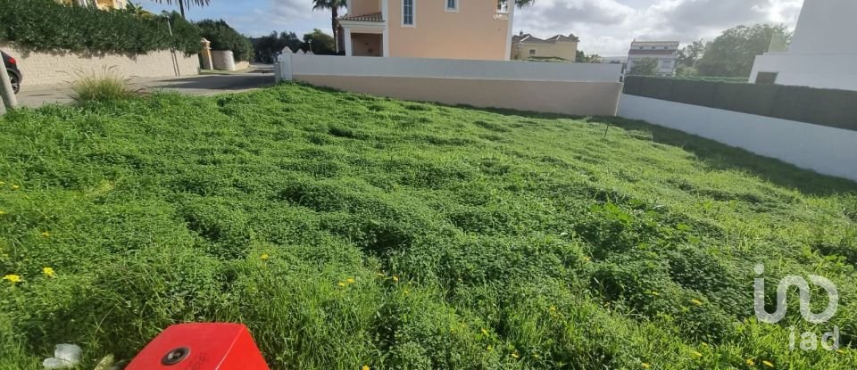 Terreno em Loulé (São Clemente) de 336 m²
