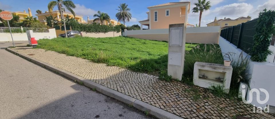 Terreno em Loulé (São Clemente) de 336 m²