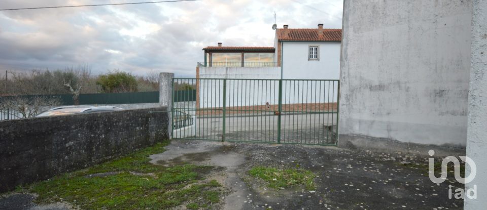 Loja / Estabelecimento Comercial em Espinhal de 436 m²