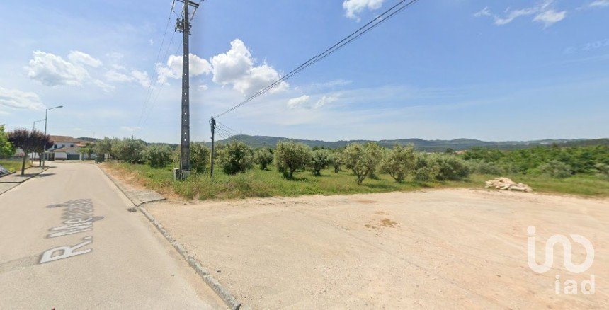 Building land in Espinhal of 2,340 m²