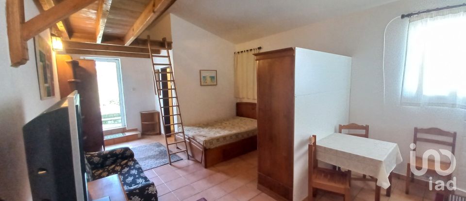 Casa T16 em Bucelas de 892 m²