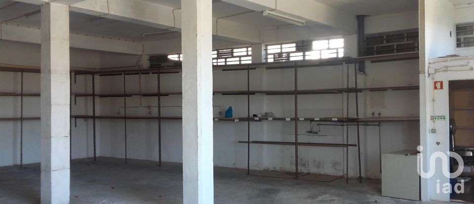 Warehouse in São Domingos de Rana of 218 m²