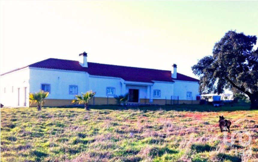 Country house T8 in Foros de Vale de Figueira of 52,500 m²