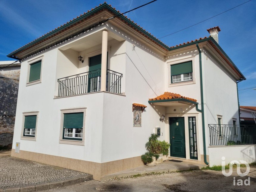 Traditional house T4 in Pampilhosa of 168 m²