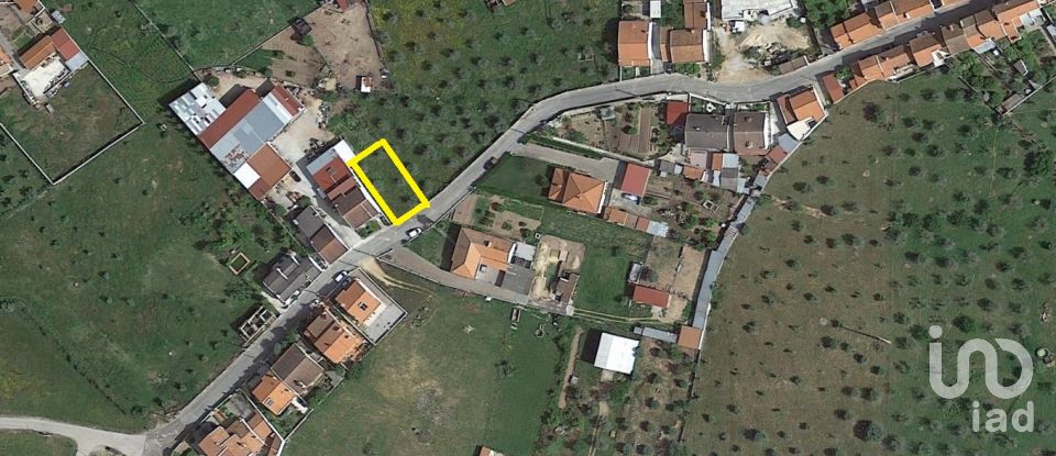Terrain à bâtir à Fortios de 360 m²