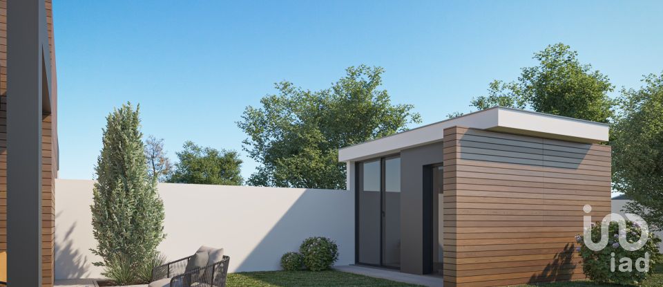 Maison T3 à Aradas de 200 m²