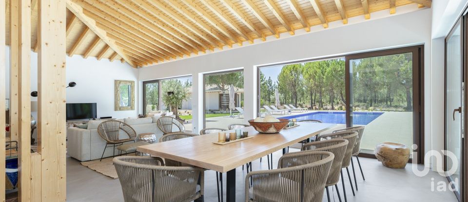 House T4 in Grândola e Santa Margarida da Serra of 340 m²