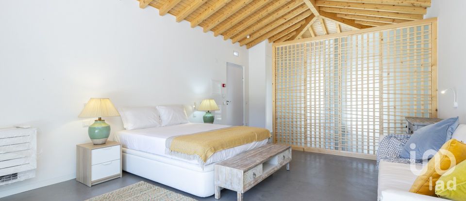 House T4 in Grândola e Santa Margarida da Serra of 340 m²