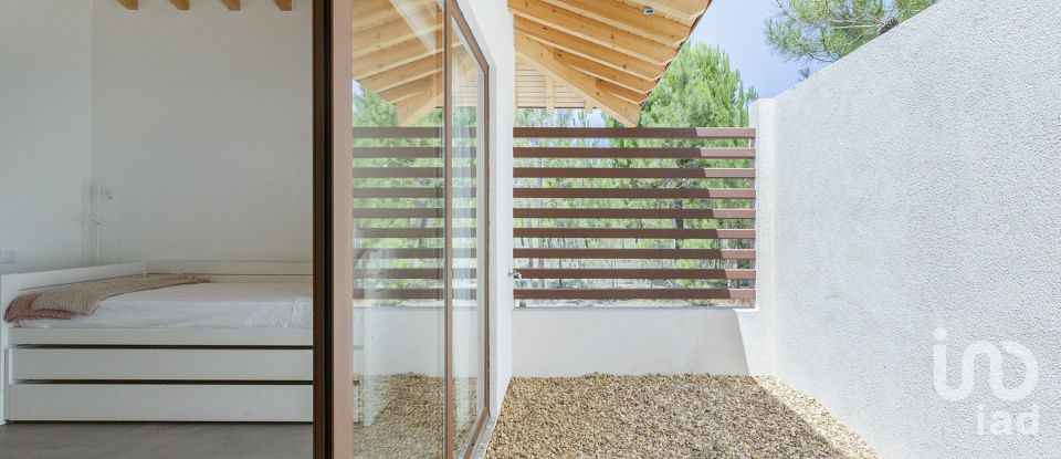 House T4 in Grândola e Santa Margarida da Serra of 340 m²