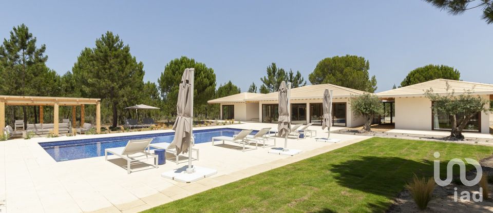 House T4 in Grândola e Santa Margarida da Serra of 340 m²