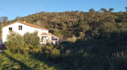 Maison rustique T5 à Salir de 120 m²