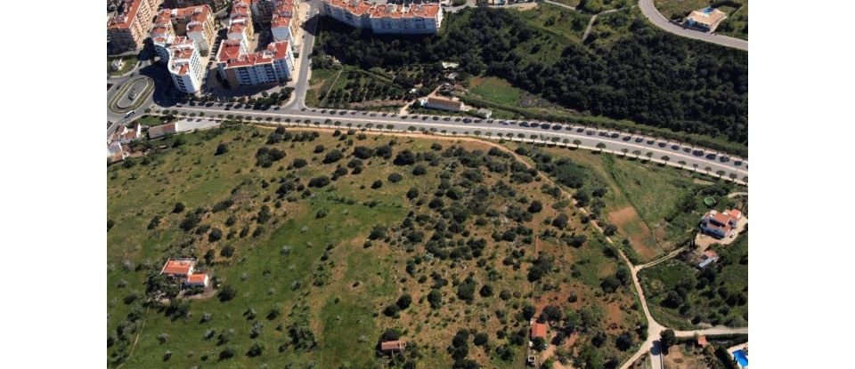 Terreno urbano em Lagos (São Sebastião e Santa Maria) de 1 474 m²