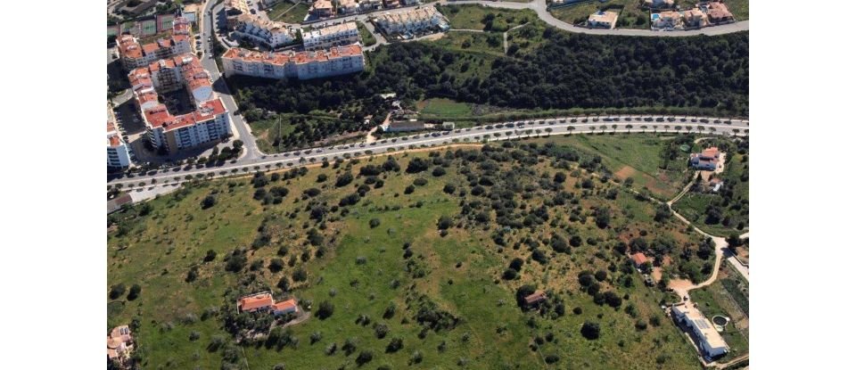 Terreno urbano em Lagos (São Sebastião e Santa Maria) de 1 474 m²