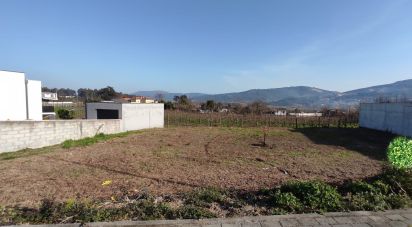 Land in Campos E Louredo of 605 m²