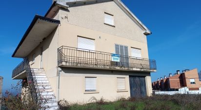 Gîte T5 à Vimioso de 143 m²