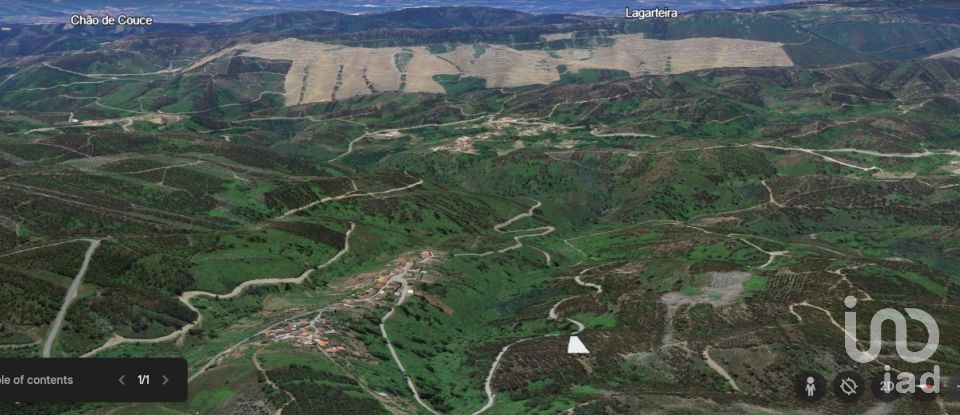 Terreno rústico em Aguda de 900 m²