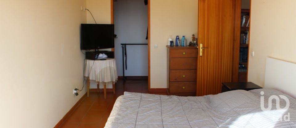 Lodge T5 in Caldas da Rainha - Santo Onofre e Serra do Bouro of 294 m²