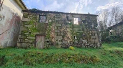 Village house T4 in Covas of 241 m²