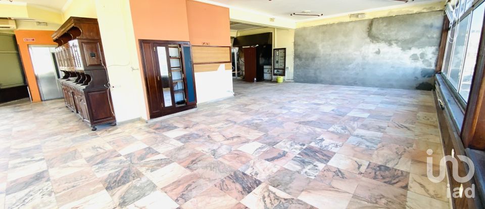 Shop / premises commercial in Valença, Cristelo Covo e Arão of 270 m²