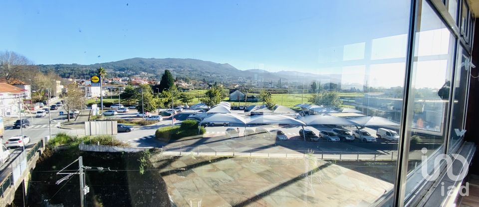 Shop / premises commercial in Valença, Cristelo Covo e Arão of 270 m²