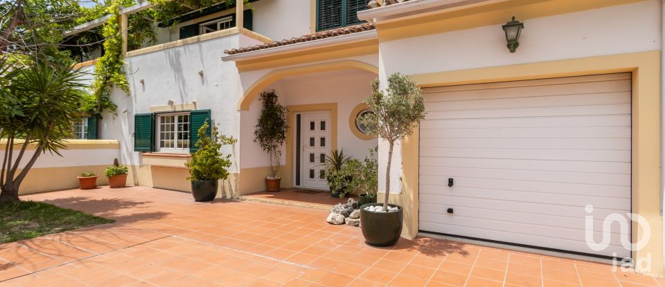 Casa / Villa T4 em Azeitão (São Lourenço e São Simão) de 240 m²